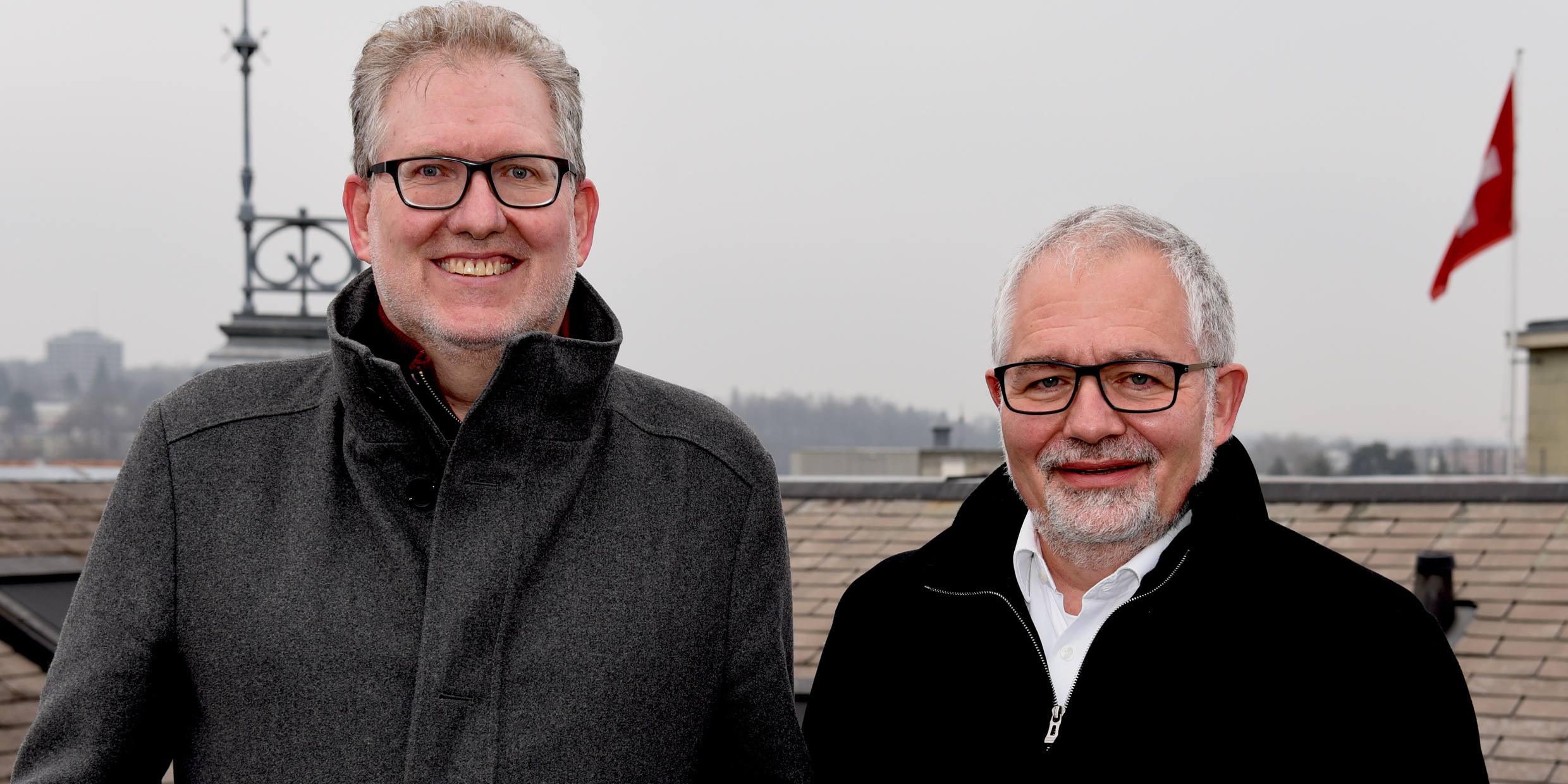 Dani Schafer steht neben Fritz Bütikofer